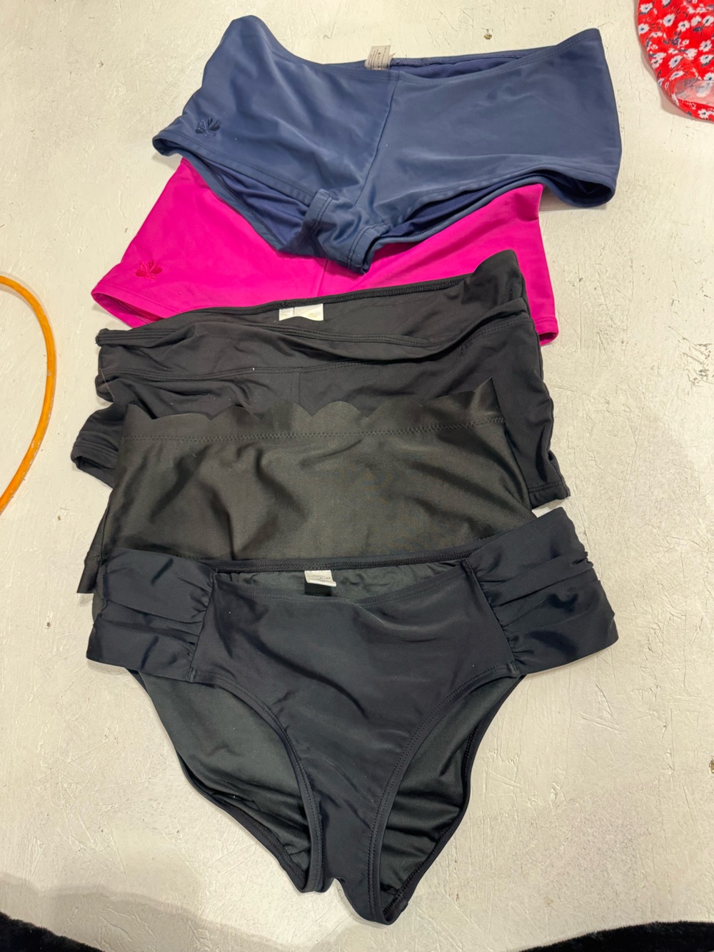 5 pair of swim bottoms